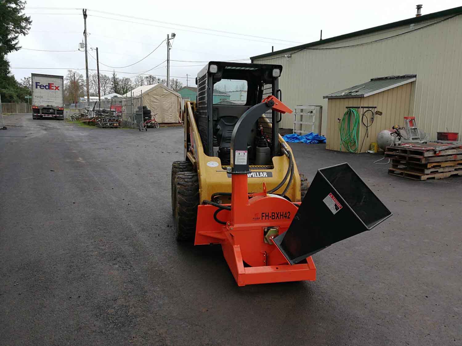 Farmer Helper FH-BXH42 Hydraulic Powered Wood Chipper | 4" Chipping Capacity for Skid Steer