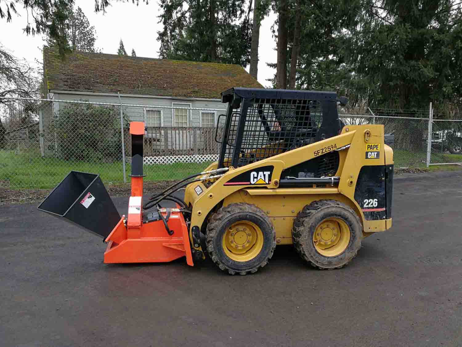 Farmer Helper FH-BXH42 Hydraulic Powered Wood Chipper | 4" Chipping Capacity for Skid Steer